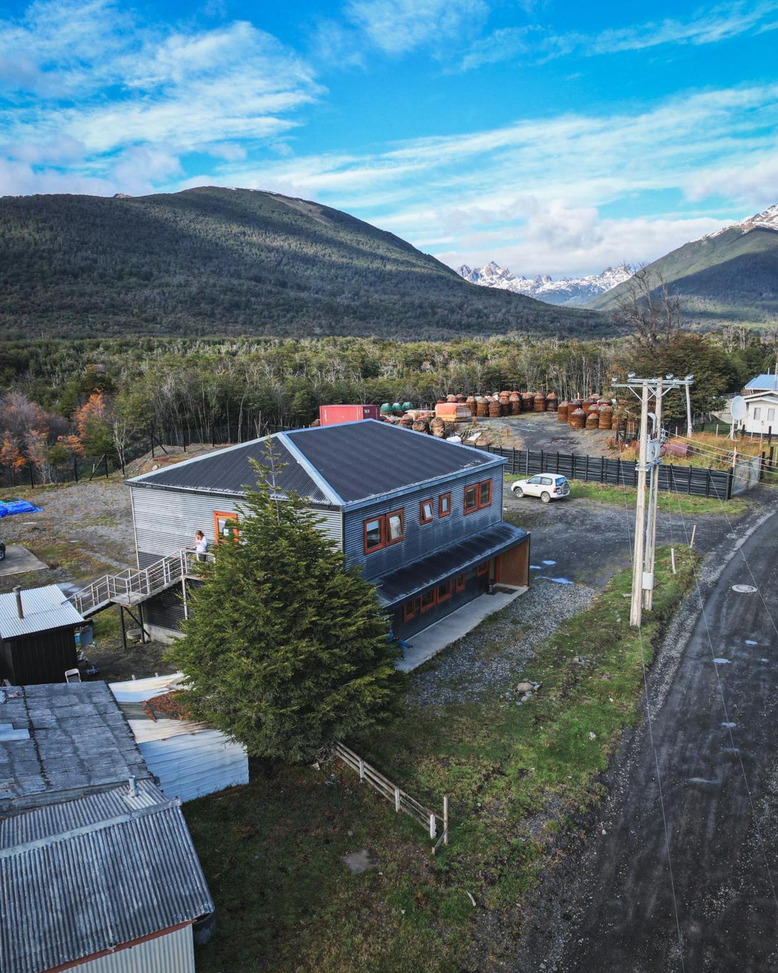 Hotel Fio Fio Puerto Williams Exterior foto